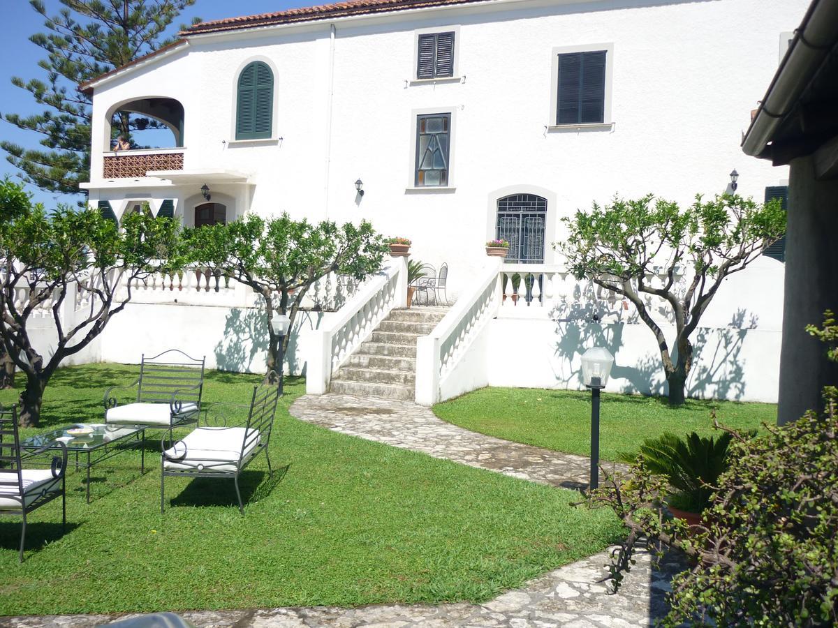 Villa Venezuela 1° Piano *
